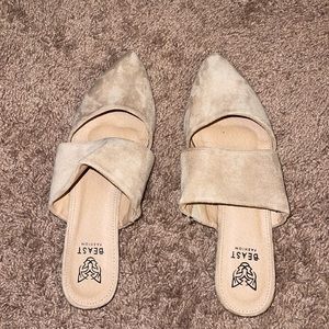 Womens Flats